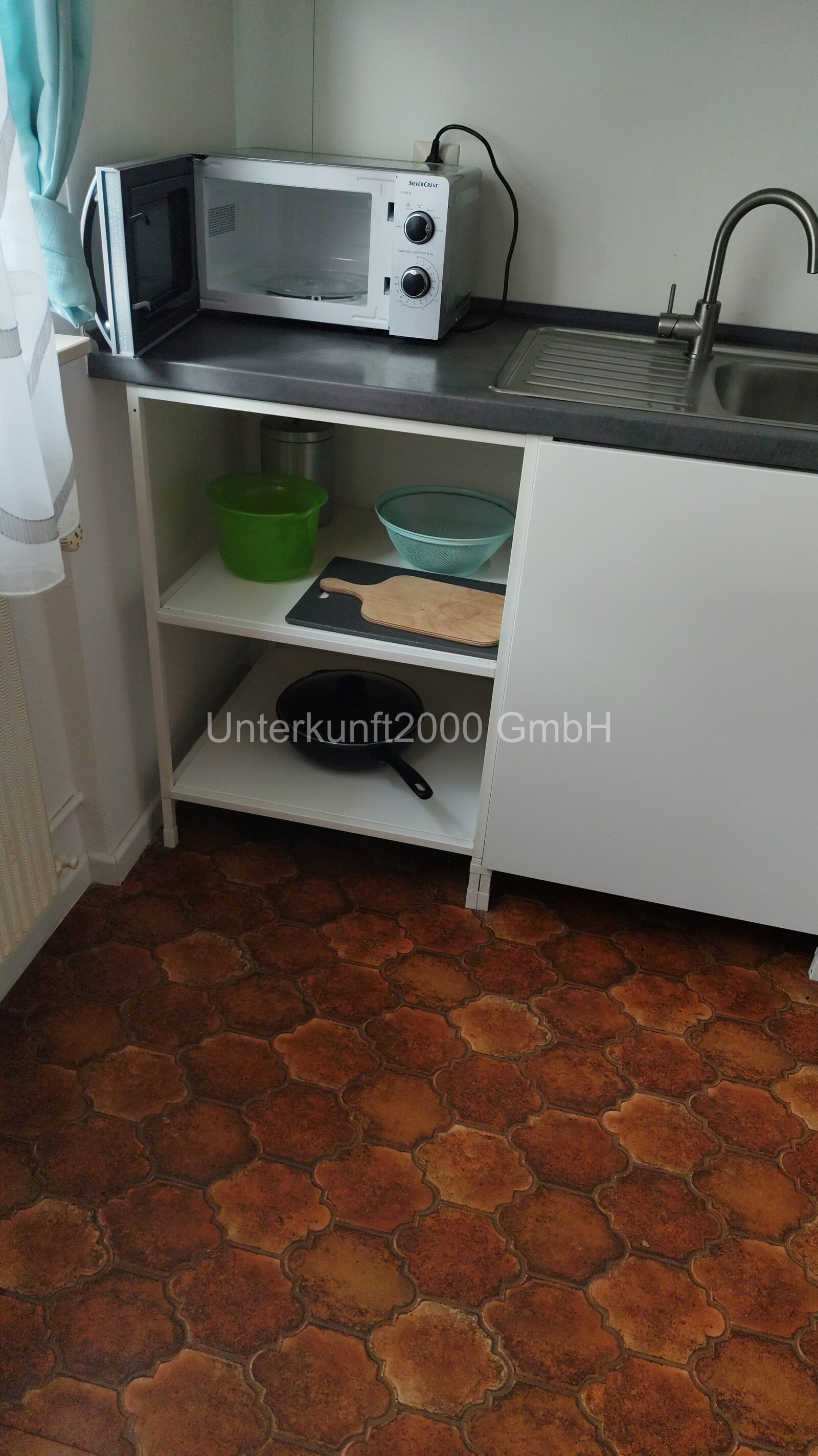 Vollmöbeliertes Haus mit 4x Zimmern