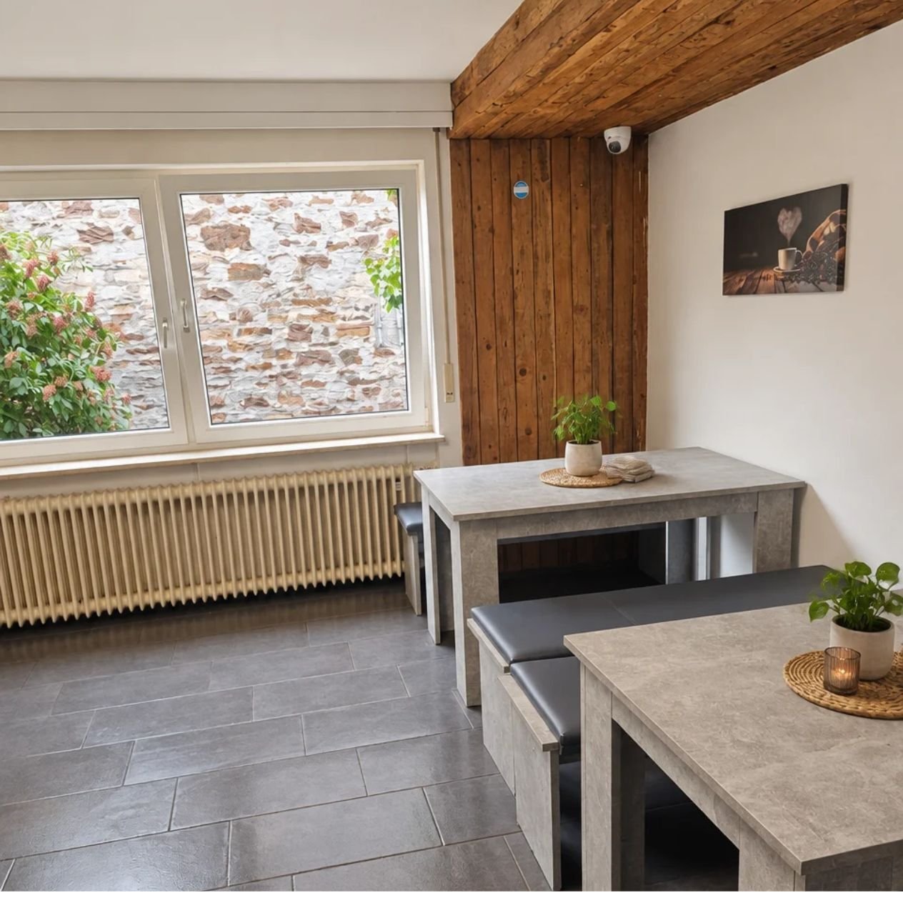 Moderne Neugestaltung der Seite - --T. Moderne Neugestaltung der Seite - --T.