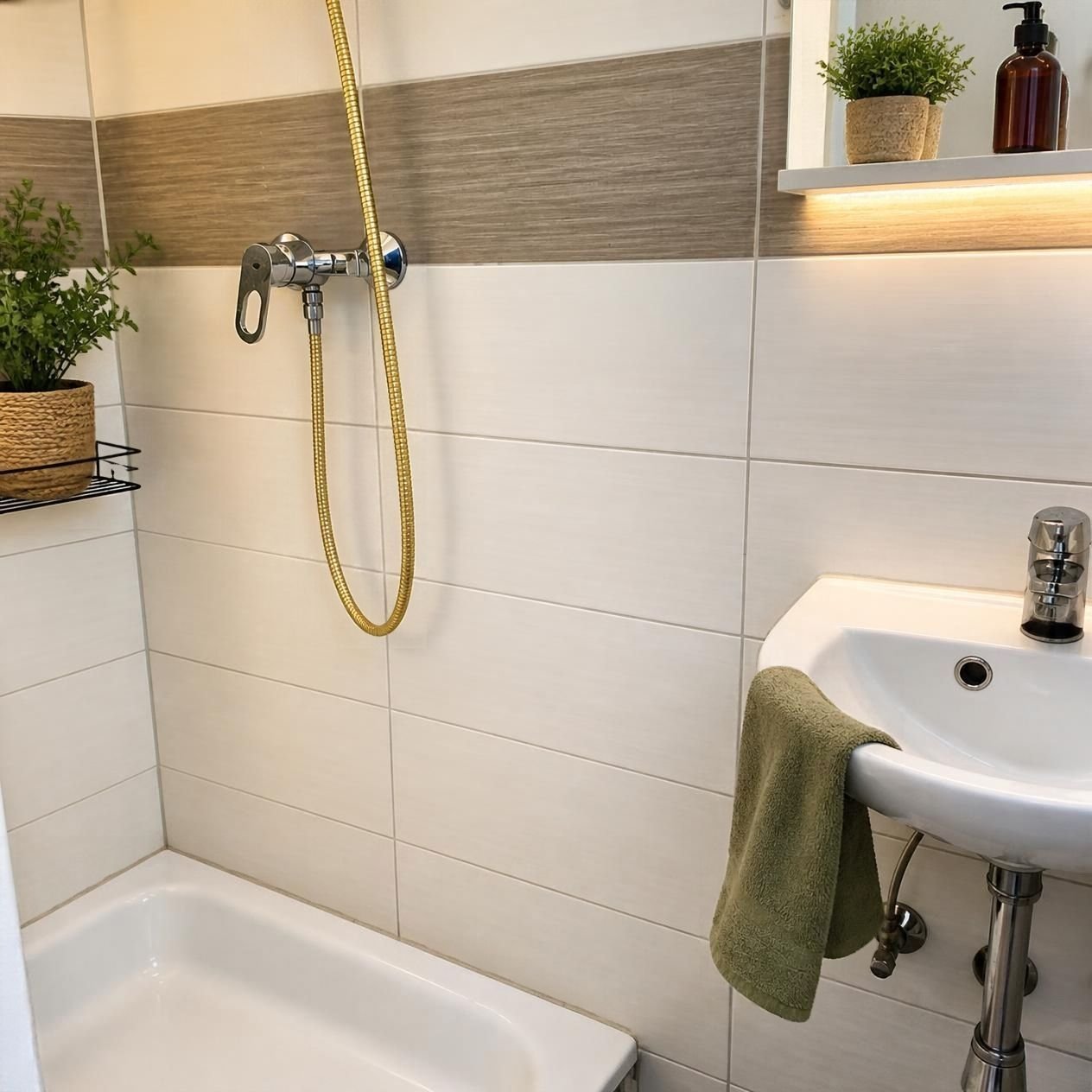Moderne Neugestaltung der Seite - --T. Moderne Neugestaltung der Seite - --T.