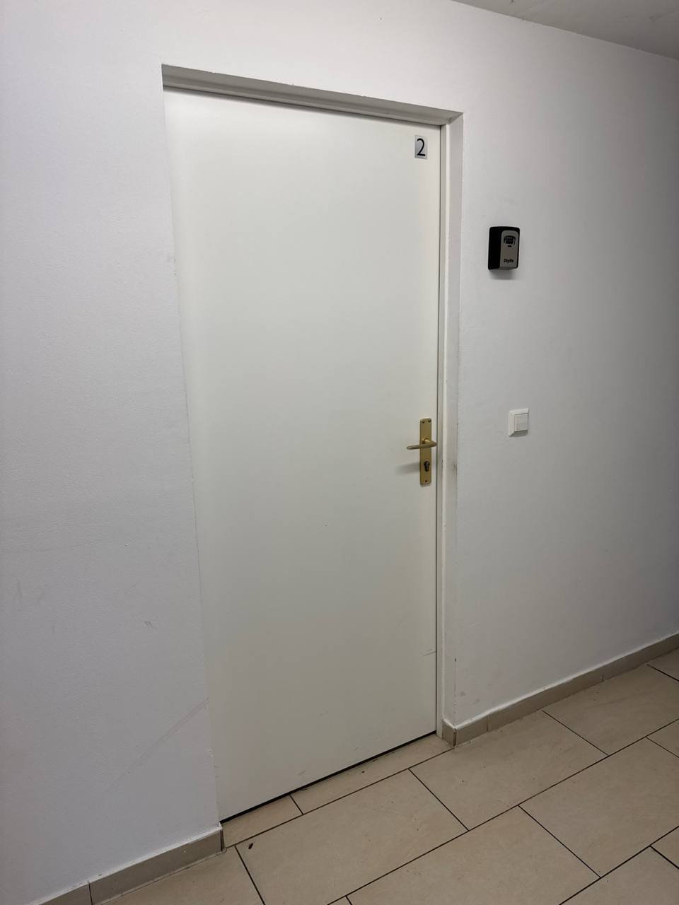 Komplettes Gebäude