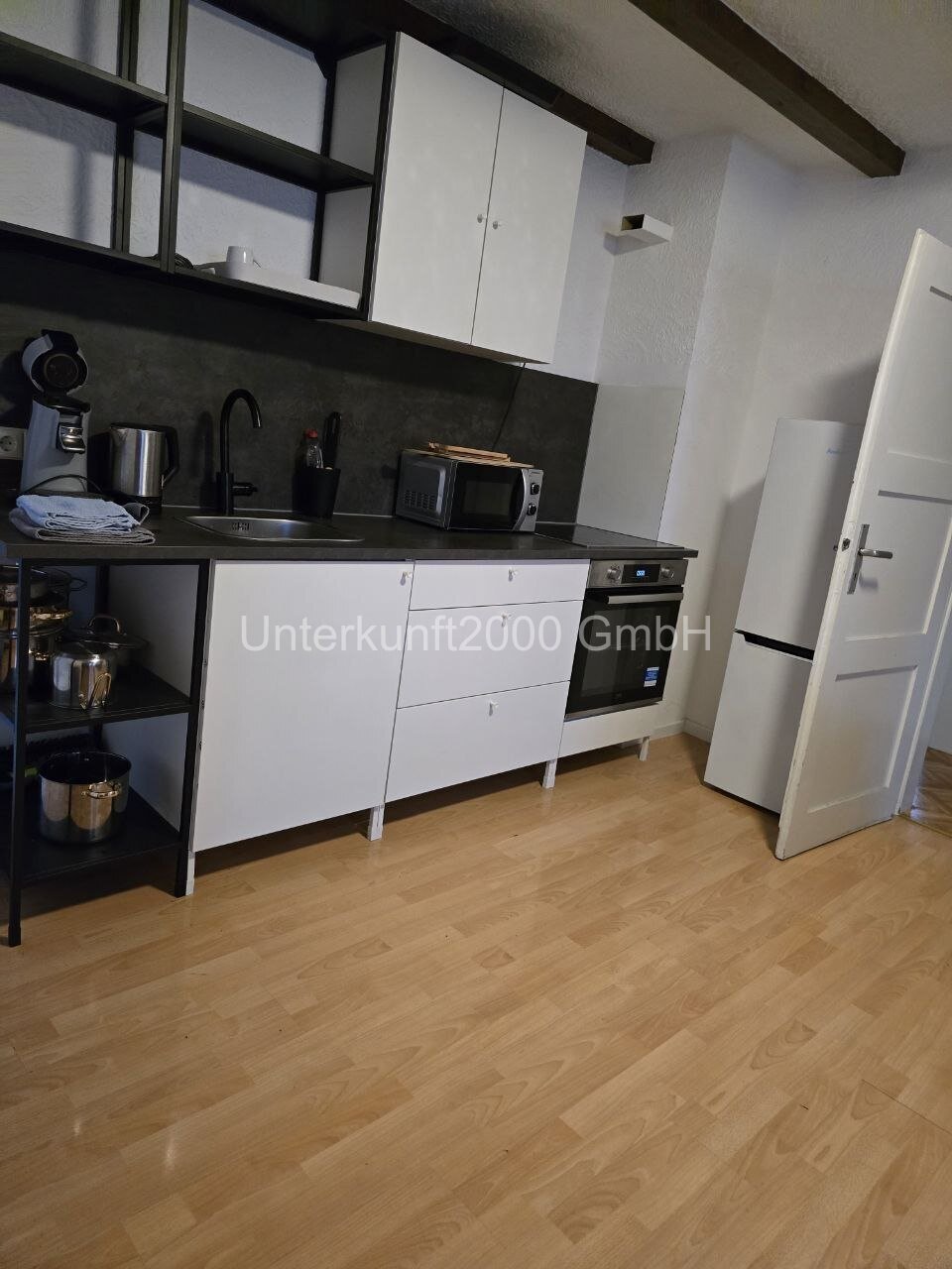 Vollmöbeliertes Haus mit 4x Zimmern