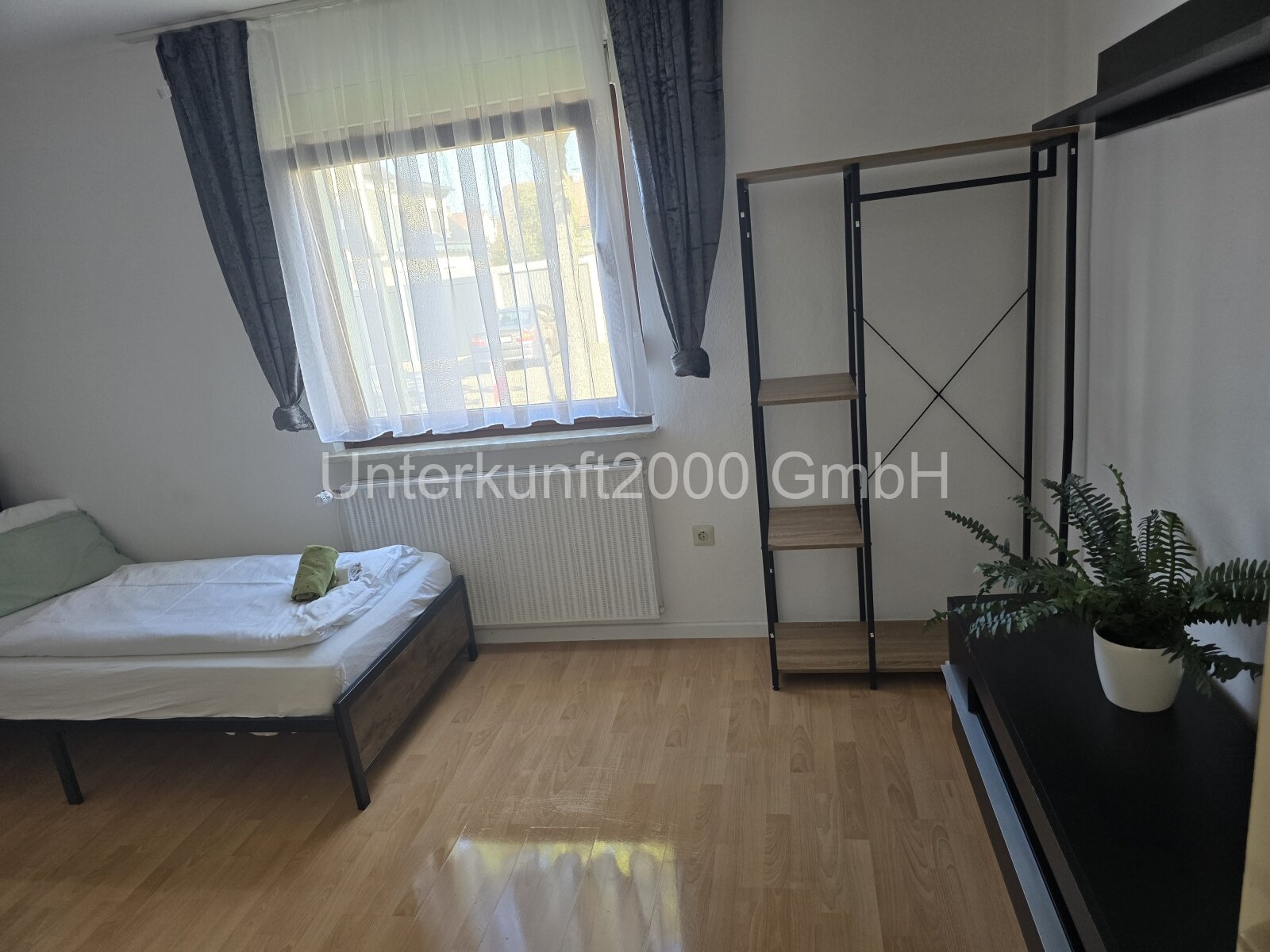 Vollmöbeliertes Haus mit 4x Zimmern