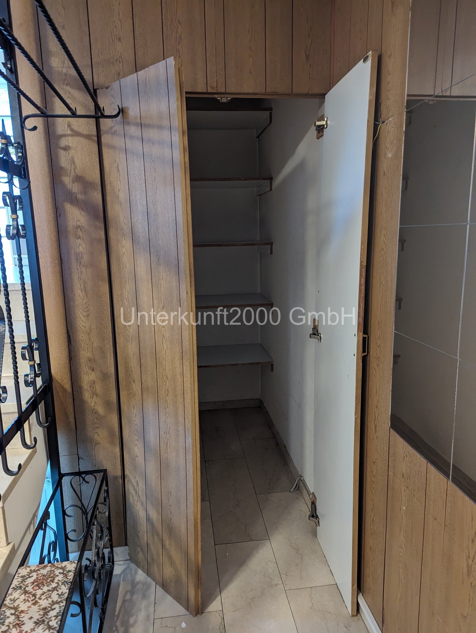 Vollmöbeliertes Haus mit 4x Zimmern