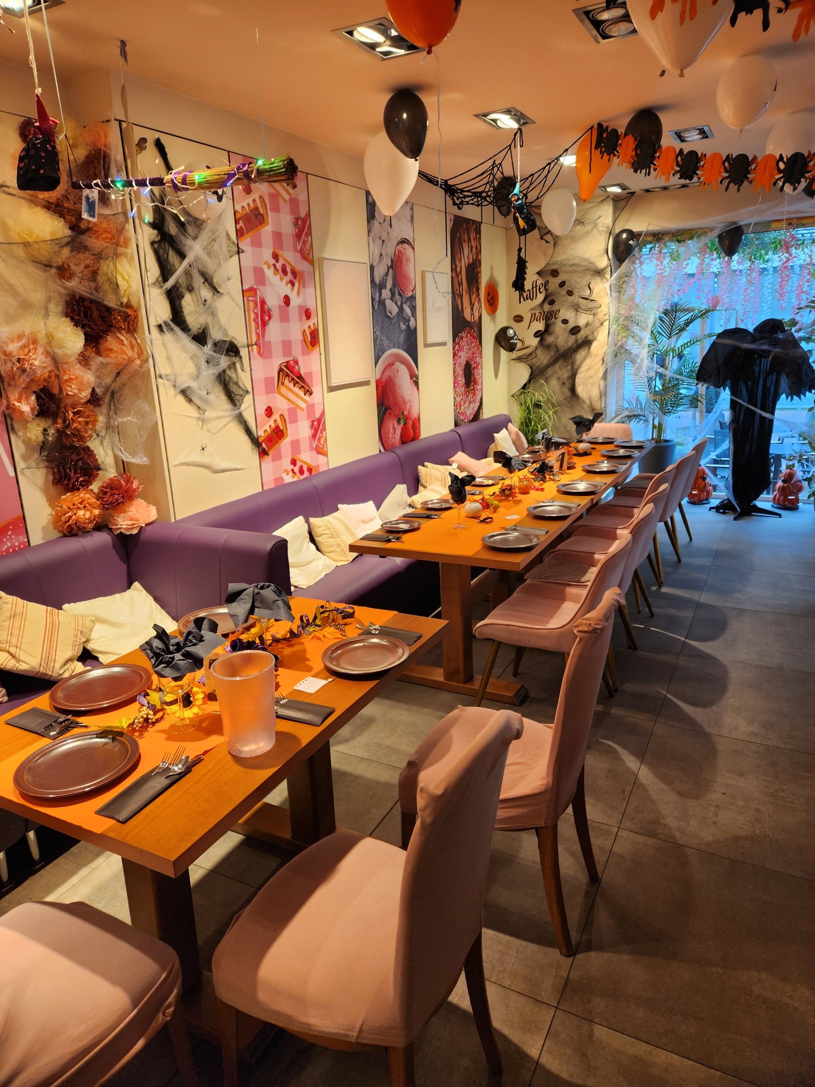 EisCafe in Mitte City